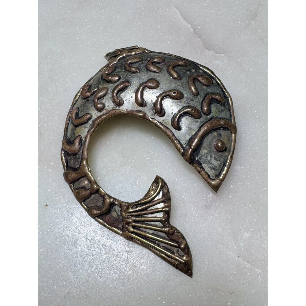 Vintage Large Metal & Brass Fish Pin Brooch Pendant Artisan Jewelry